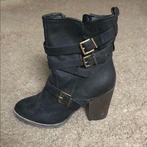 Ankle boots